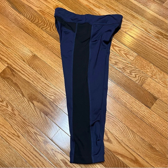 Zumba Wear XSpicy Navy Blue Capri Leggings - Size XS - VGUC - Navy Blue/Black - Picture 8 of 10